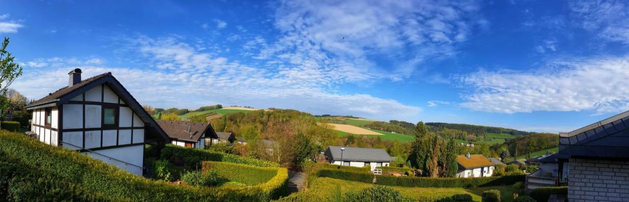 Ferienhaus Bianca Meschede Bagian luar foto
